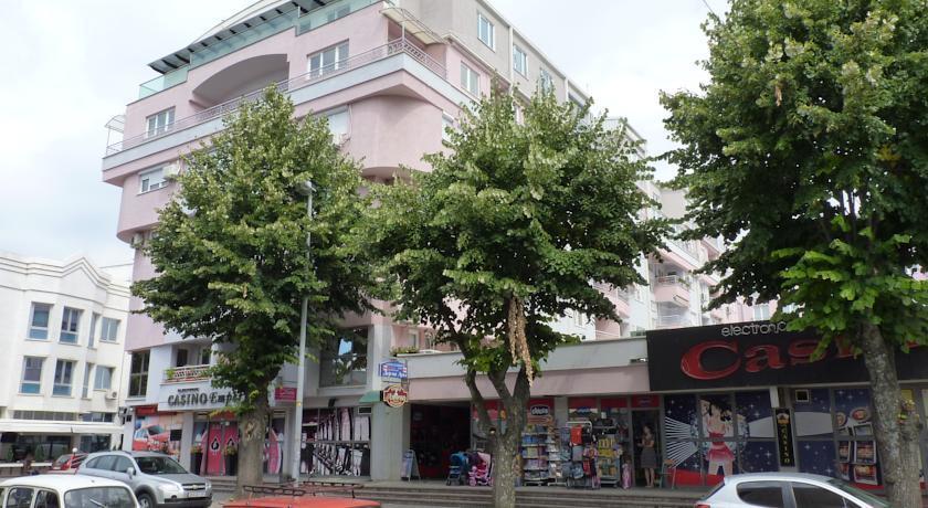Apartments Nela Охрид Екстериор снимка
